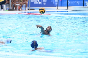 El polo acuático dio inició este lunes a los Juegos Centroamericanos y del Caribe de Santo Domingo 2026, a falta de cuatro días para la inauguración oficial.