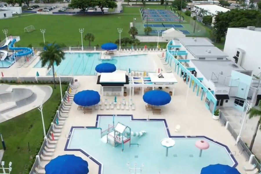Hialeah cierra sus piscinas municipales tras hallar permisos vencidos y un rescate de emergencia