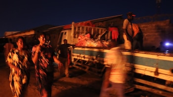 La 'troika' internacional lamenta que