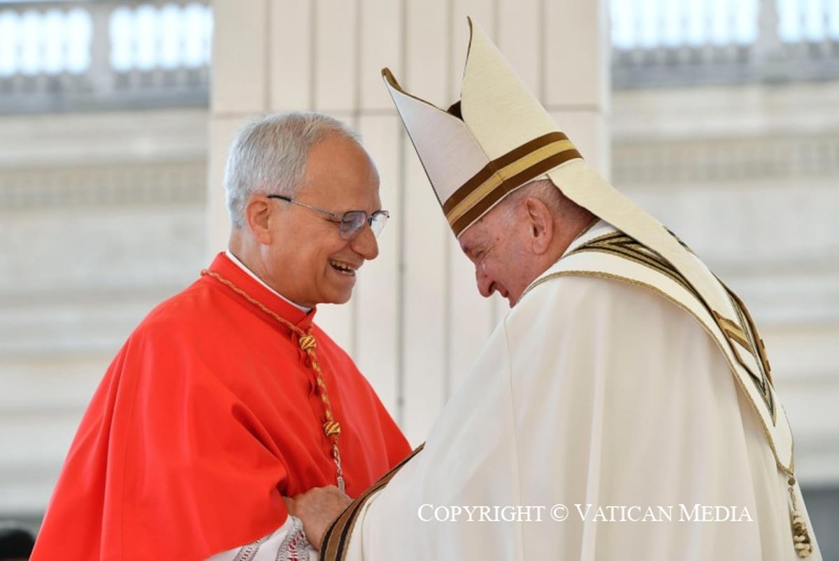 Robert Prevost con el entonces papa Francisco.