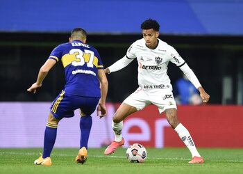 Soccer Football - Copa Libertadores