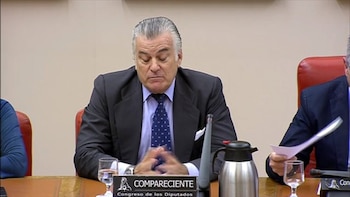 Un compañero de prisión declara que Bárcenas le pidió "borrar archivos" sobre su mujer y el PP durante un permiso