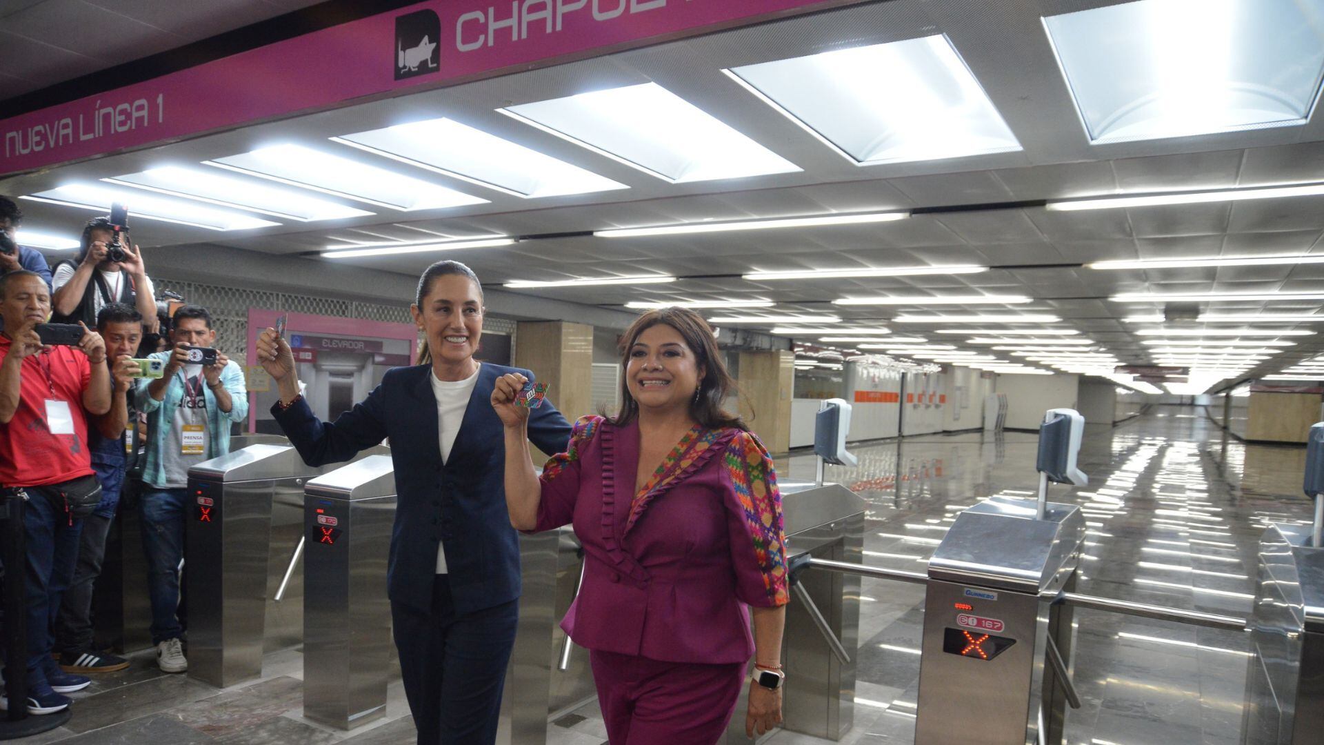 Claudia Sheinbaum y Clara Brugada inauguraron el tramo Cuauhtémoc - Chapultepec de la Línea 1 del Metro CDMX (Cortesía: Gobierno CDMX)