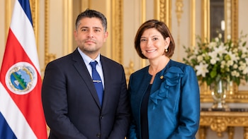 Gobierno de Laura Fernández suma dos nuevas bajas: renuncian vicecanciller y viceministro de Economía de Costa Rica