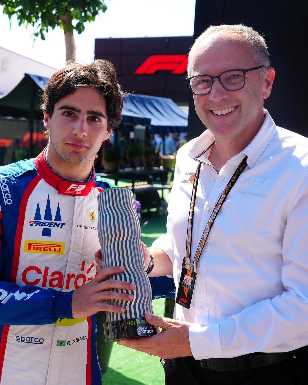 Con el CEO de la F1, Stefano Domenicali (Crédito: IG @rafaccamara88)