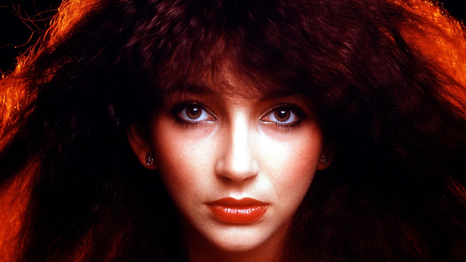 En 1979, Kate Bush recibió un premio Ivor Novello por