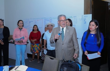 Fernando Boyd Galindo, ministro de Salud, participó en una de las jornadas donde se destacó la relevancia por fortalecer los servicios y el bienestar de madres y recién nacidos en regiones apartadas. (Minsa)