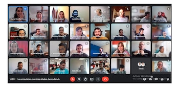 Una reunión virtual de los