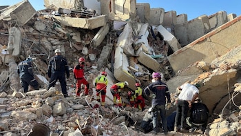 Exteriores aumenta a 32 los españoles fallecidos en los terremotos de Venezuela y rebaja a 142 los desaparecidos