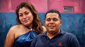 Un hombre y una mujer posan juntos en un dibujo al óleo sobre un fondo con pinceladas rosas y azules.
