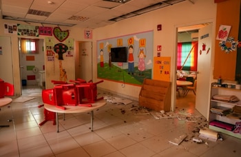 El Ministerio de Educación ha identificado 619 centros educativos con afectaciones en sus 16 regiones educativas. (Mides)