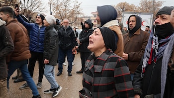 Al menos tres muertos y