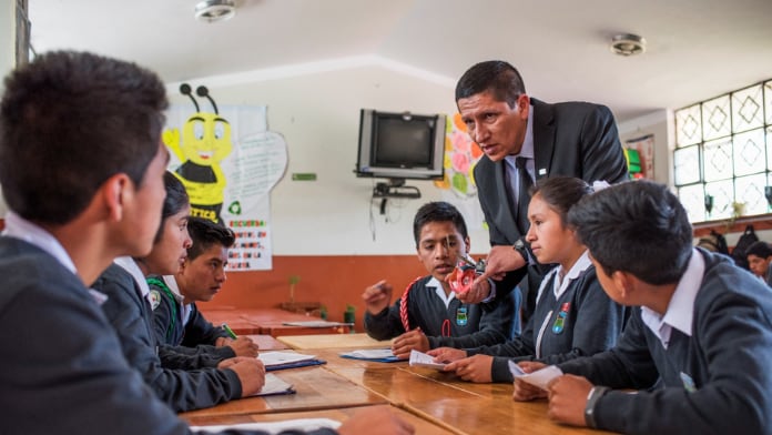 Sin clases en colegios seleccionados como centros de votación por comicios del 12 de abril| Minedu