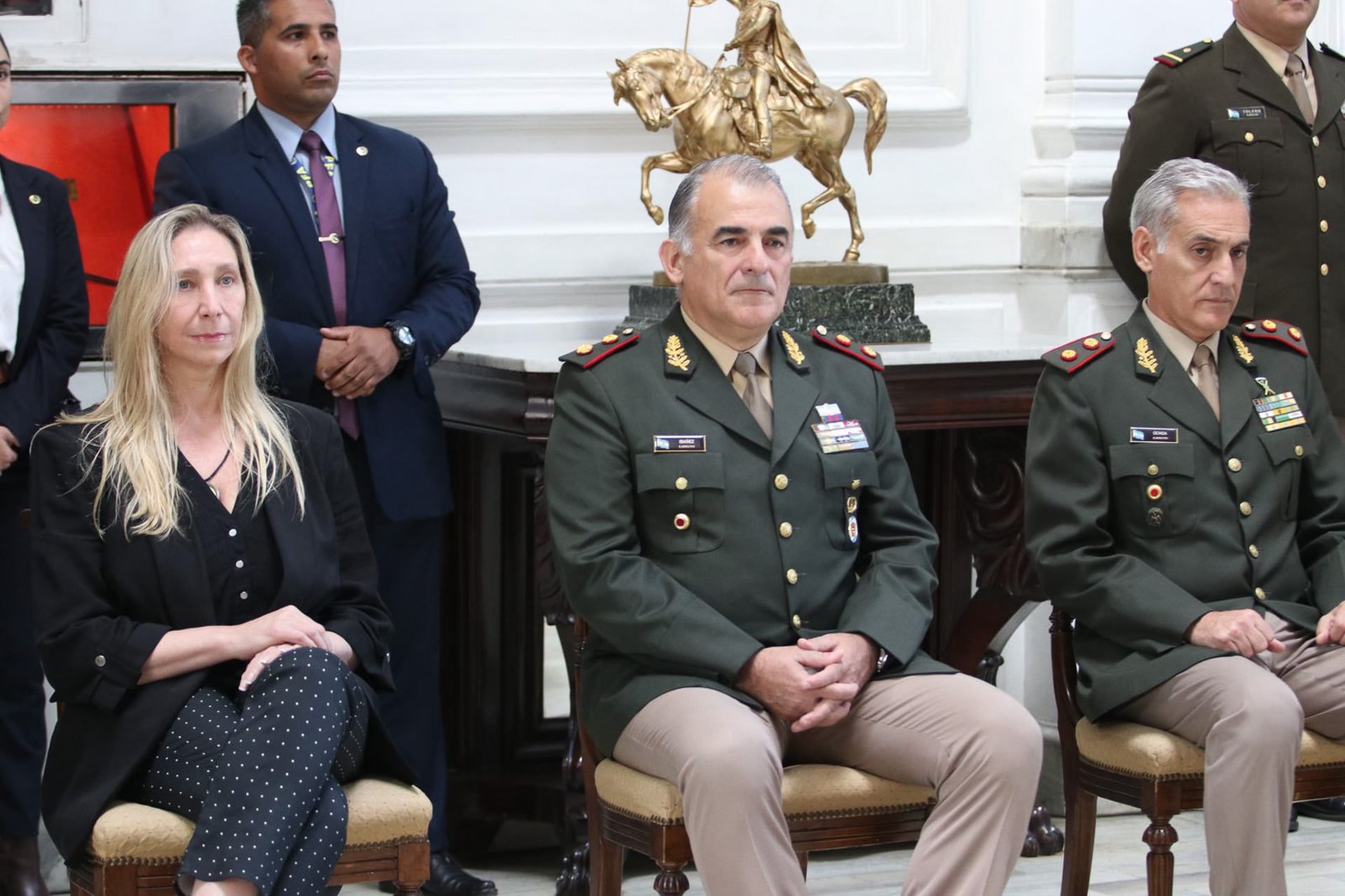 Karina Milei y Sebastián Ibáñez, el responsable de la Casa Militar