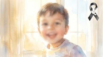 Ilustración en acuarela de un niño de cabello castaño con el rostro difuminado, junto a una ventana luminosa, y un listón negro con una paloma blanca.
