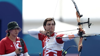 ¡Van por el oro! Matías Grande y Alejandra Valencia avanzan a la final de tiro con arco en Santo Domingo 2026