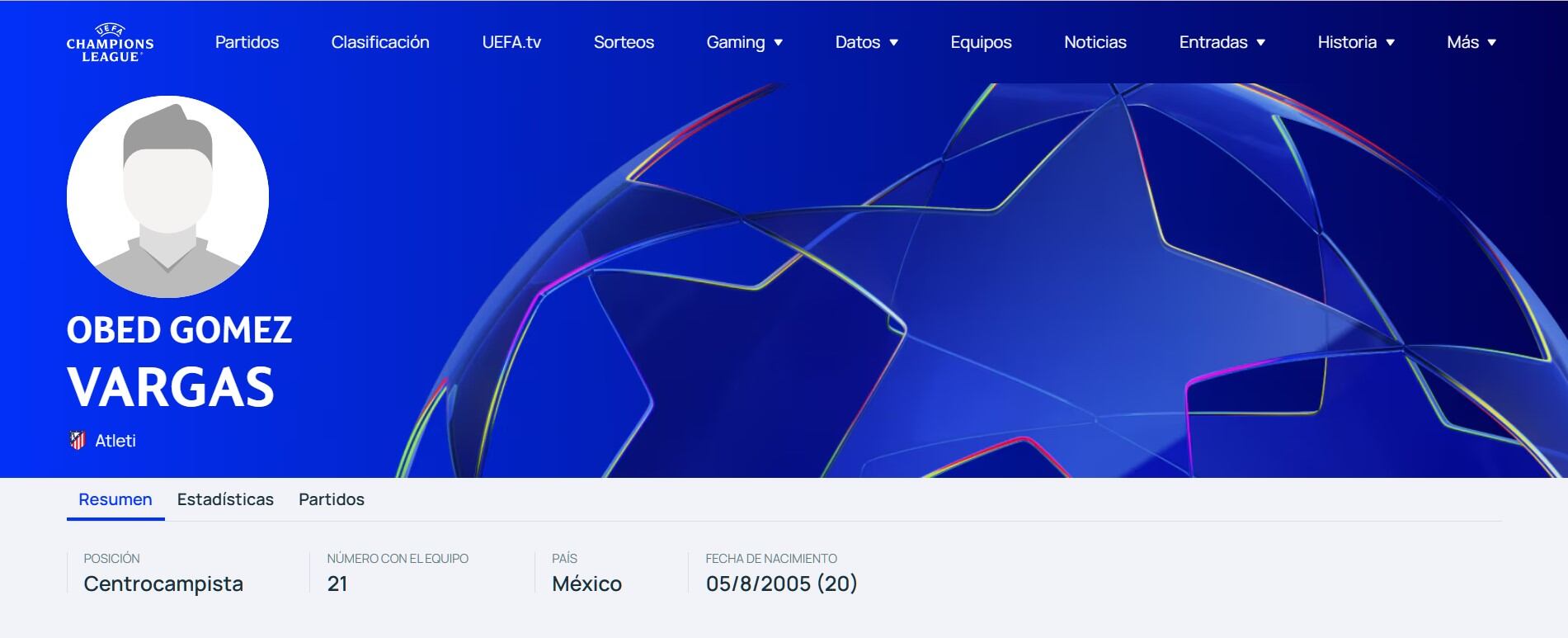 Con apenas 20 años y a pocos días de su llegada, el talentoso mexicano fue inscrito para la fase de eliminación directa de la Champions League. (Captura de pantalla)