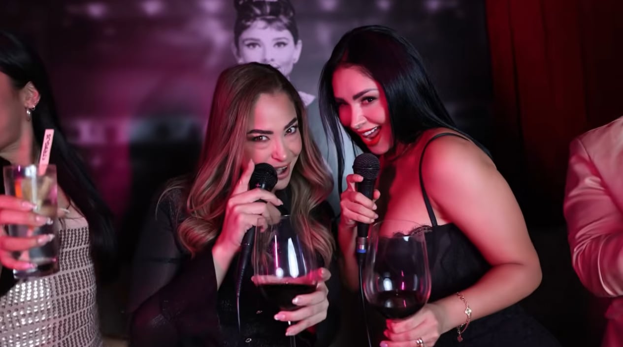 Pamela Franco y Melanie Martínez presentan