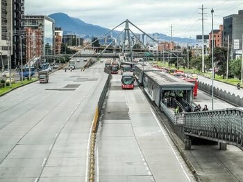 Autopista Norte con altura en