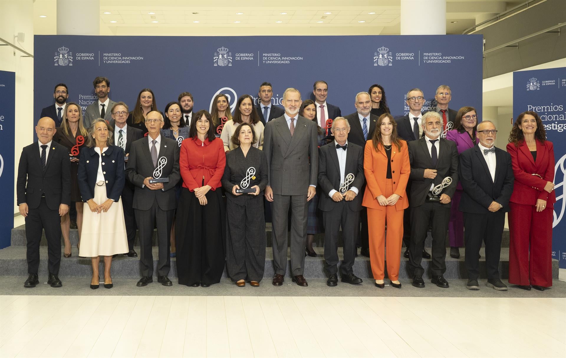 Morant reivindica "el conocimiento y la humanidad" ante "la desinformación y el negacionismo científico en el mundo"