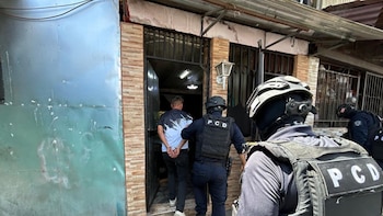 Autoridades costarricenses desarticulan presunta red de narcomenudeo: ocho detenidos y más de 5,000 dosis de droga decomisadas