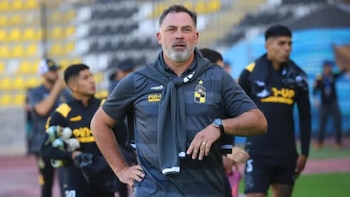 Hernán Caputto, DT de Coquimbo Unido, resalta la transformación emocional de Universitario en Libertadores: “Es otro equipo”