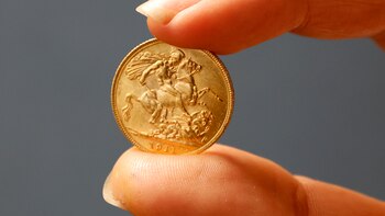 El oro supera los 3.050