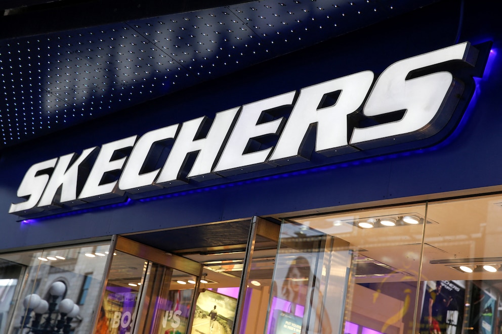 American Sports Shoe Brand Opens First Argentine Store skechers store