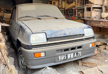 El Renault 5 TL de 1982 cubierto de polvo (Aguttes)