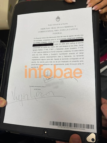 Firma Pity Álvarez