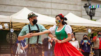 Organizan feria en Lima para