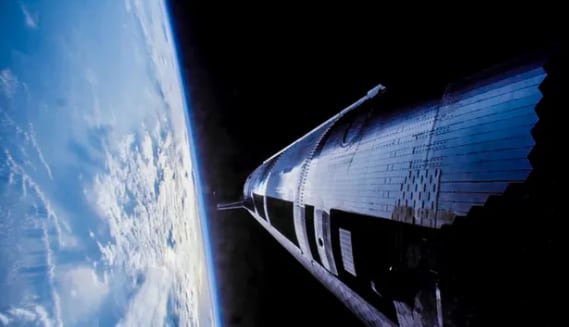 La misión prevé seis órbitas a 275 kilómetros de altitud y un amerizaje controlado en el océano Pacífico al oeste de Chile, después del despegue (SpaceX)
