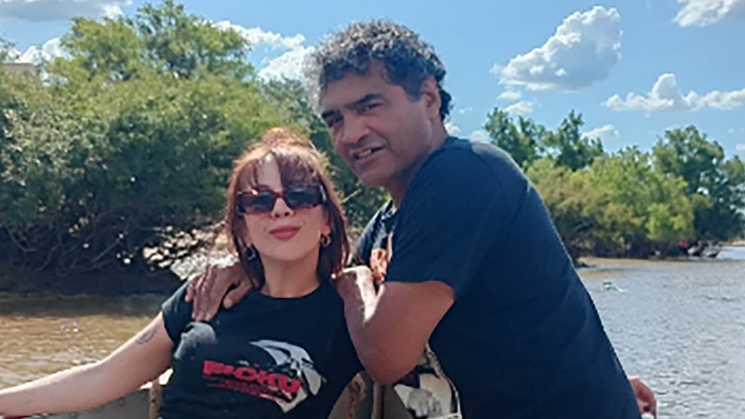 Noe Vigliarolo junto a Locomotora Castro