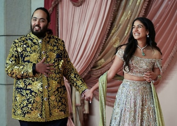 Fueron 7 meses de celebración y más de 1.200 invitados entre figuras reconocidas de Bollywood como el entretenimiento en Estados Unidos - crédito REUTERS/Hemanshi Kamani/File Photo