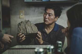 Escena de Parasite, la película