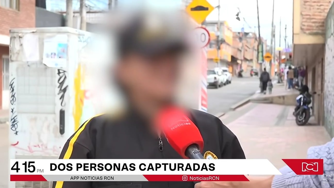 La compañera de Cristian envuelta en la discusión que desembocó en el ataque con cuchillo contó que el joven se interpuso y evitó que fuera ella la que recibiera las dos puñaladas en el pecho - crédito captura de pantalla Noticias RCN / YouTube