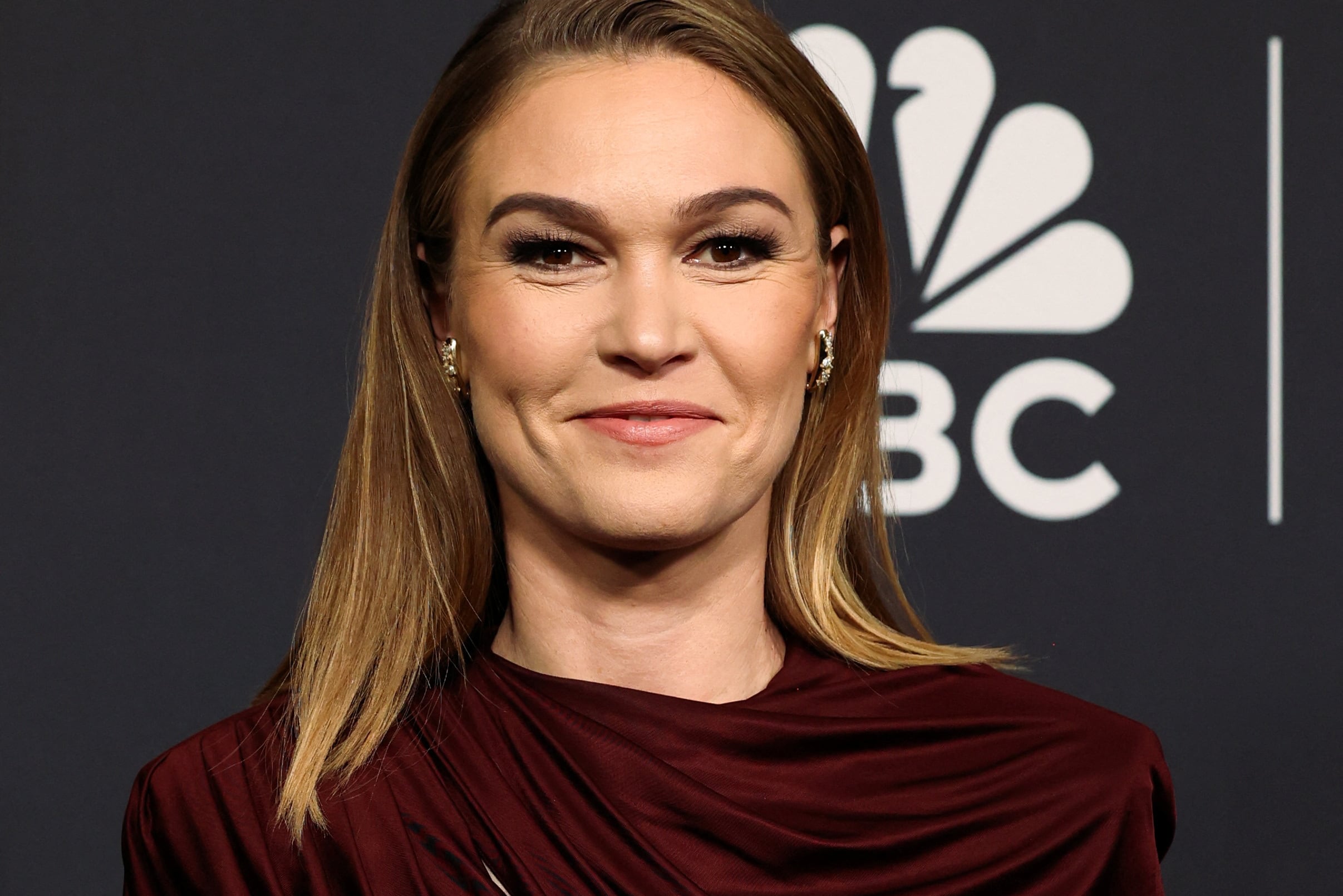Julia Stiles admitió estar sumamente conmovida por la presentación. REUTERS/Caitlin Ochs