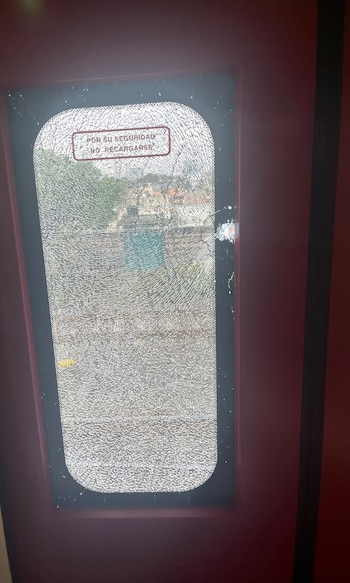 Tren Suburbano Edomex Tlalnepantla vidrio roto