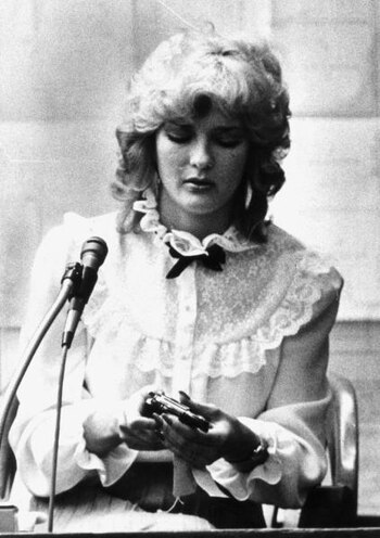 Trabajó como moza-conejita en el