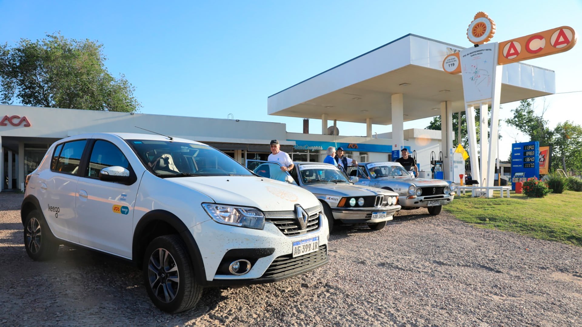 MyKeego es una empresa que alquile autos en todo el país con un convenio con el Automóvil Club Argentino que ofrece descuentos y cobertura