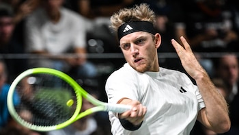 Davidovich llama "cuatro borrachos ignorantes"