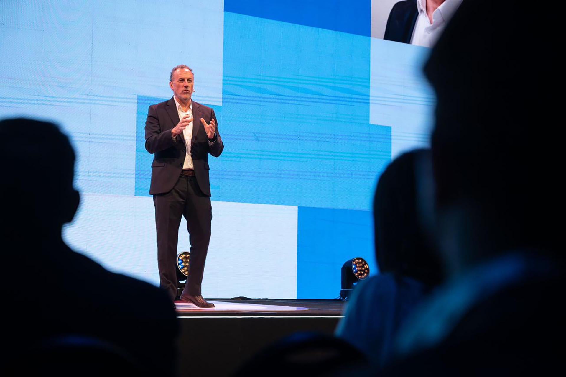 Javier Martínez Alvarez, vicepresidente ejecutivo del Grupo Techint, en la apertura del Seminario Propymes