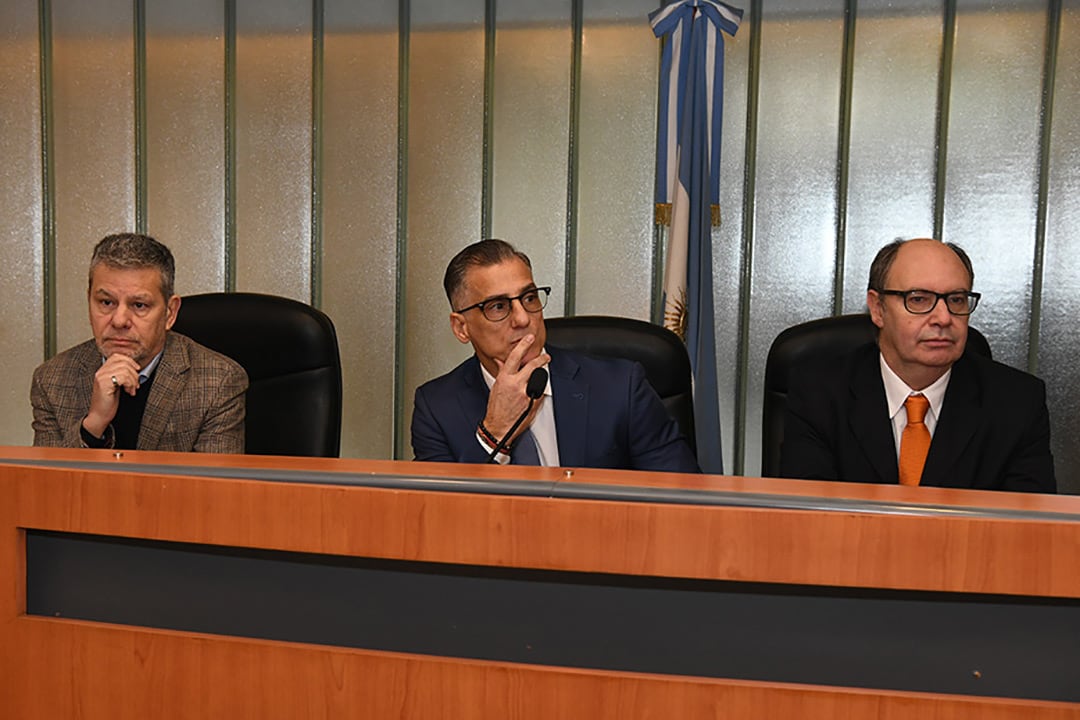 Los jueces Juan Giudice Bravo, Pablo Vega y Julio López Casariego (Matías Pellón/Fiscales.gob.ar)