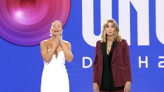Nagore Robles y Sandra Barneda, en el plató de