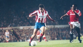 El día que el Atlético de Madrid aplastó al Manchester United en un partido que no se televisó en ningún lugar del mundo y donde Futre se hizo eterno en el Vicente Calderón