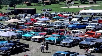 Autos clásicos Edomex exposición con causa mascotas