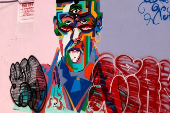 Fotografía del mural vandalizado dedicado a Bad Bunny hoy, en el municipio de Vega Baja (Puerto Rico). EFE/Thais Llorca