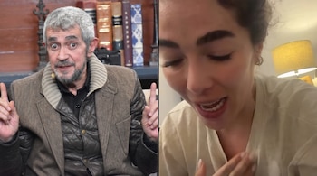 Composición dividida con un hombre de cabello canoso que gesticula a la izquierda y una mujer en primer plano que habla a la derecha.