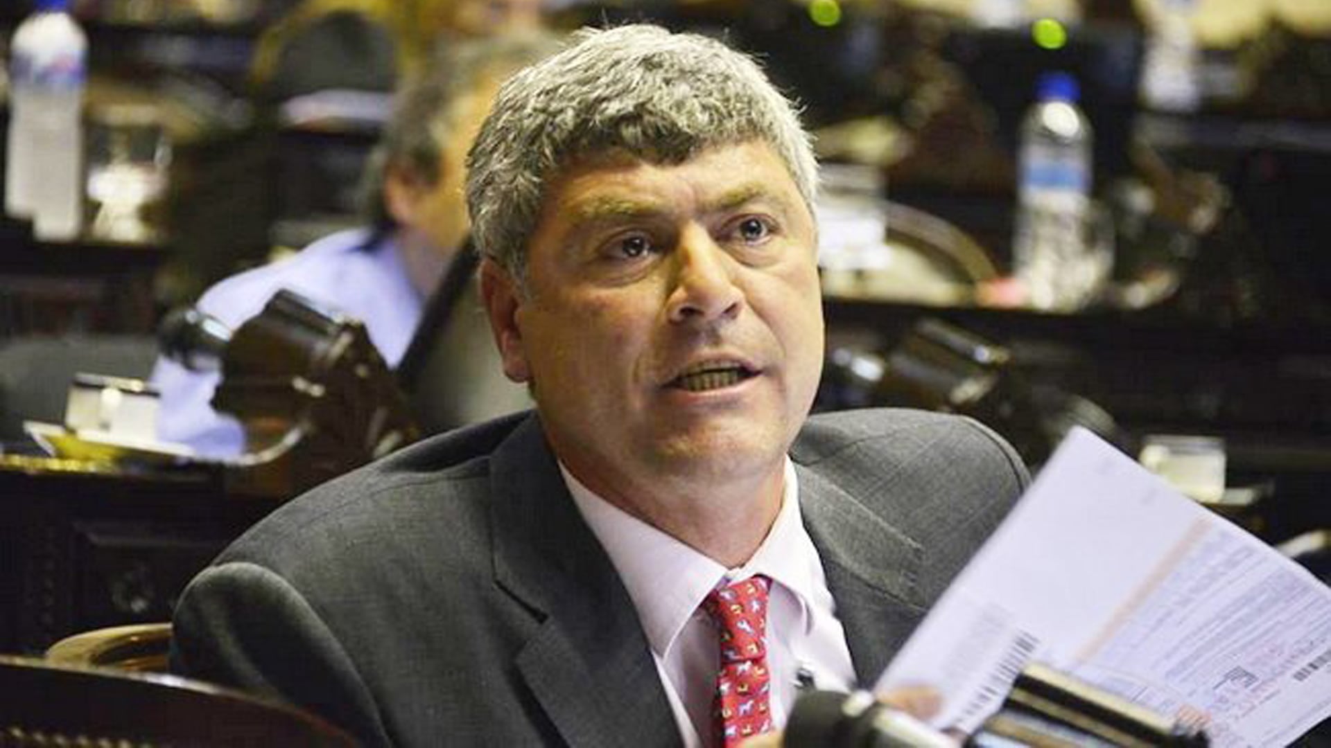 Buryaile propone transformar la baja de retenciones en ley, eliminando la incertidumbre que genera el uso de decretos y el artículo 755 del código aduanero