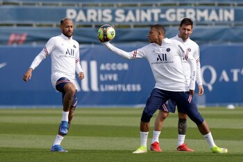 Los futbolistas del Paris Saint